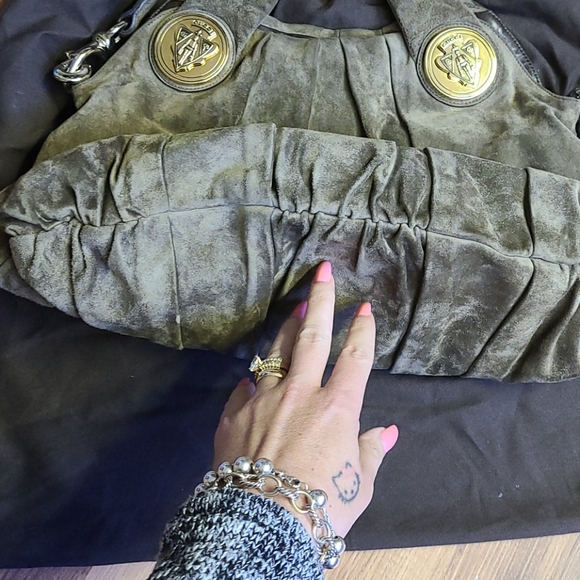 Sold - Picture 4 of 8